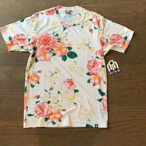Into the AM Men’s DaVinci Roses Tee